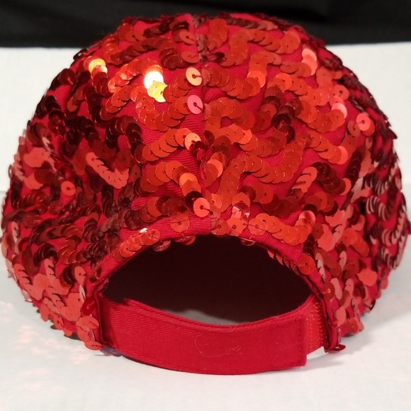 Red Sequin Glamour Hat Cap. - Picture 4 of 8